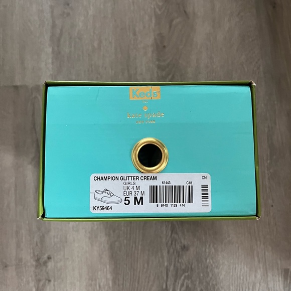 Kate Spade Keds - Picture 3 of 5